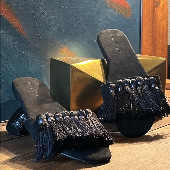 Halston Heritage Fran Tobago Fringe Sandals - Picture 2 of 9